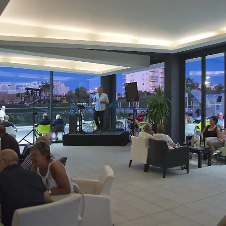 Rr Baia Θέρετρο