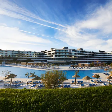 Baia Resort 4*