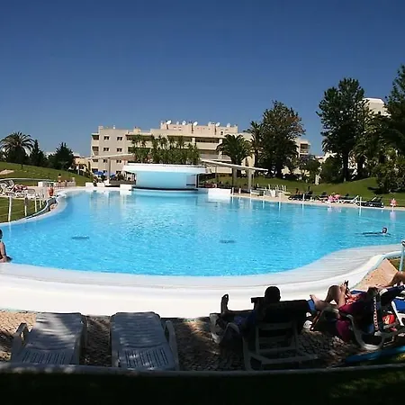 Θέρετρο Rr Baia 4*