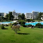 Rr Baia Feriested 4*